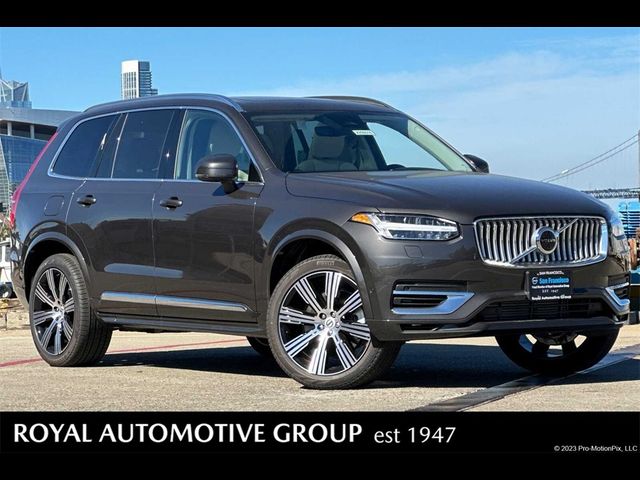 2025 Volvo XC90 Plug-In Hybrid Plus