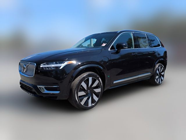 2025 Volvo XC90 Plug-In Hybrid Plus