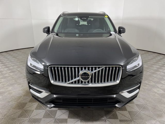 2025 Volvo XC90 Plug-In Hybrid Plus