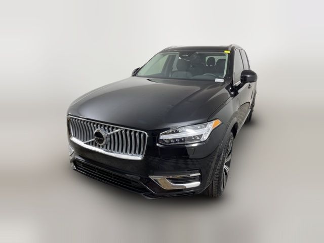 2025 Volvo XC90 Plug-In Hybrid Plus