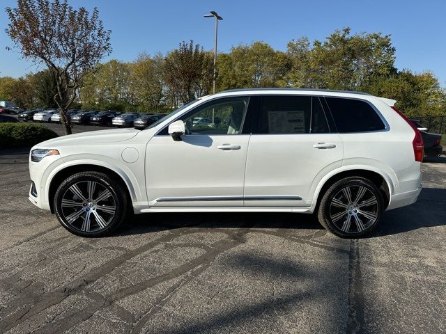 2025 Volvo XC90 Plug-In Hybrid Plus