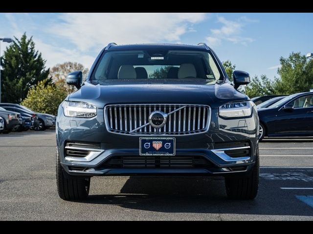 2025 Volvo XC90 Plug-In Hybrid Plus