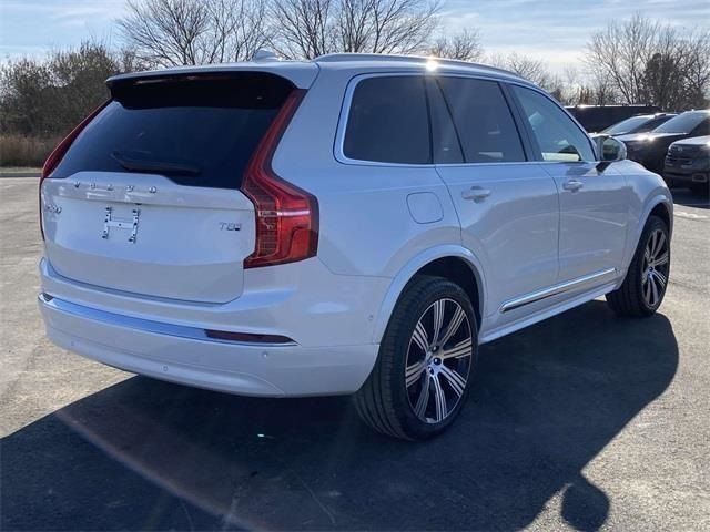 2025 Volvo XC90 Plug-In Hybrid Plus