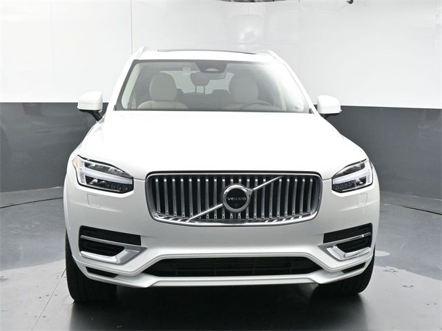 2025 Volvo XC90 Plug-In Hybrid Plus