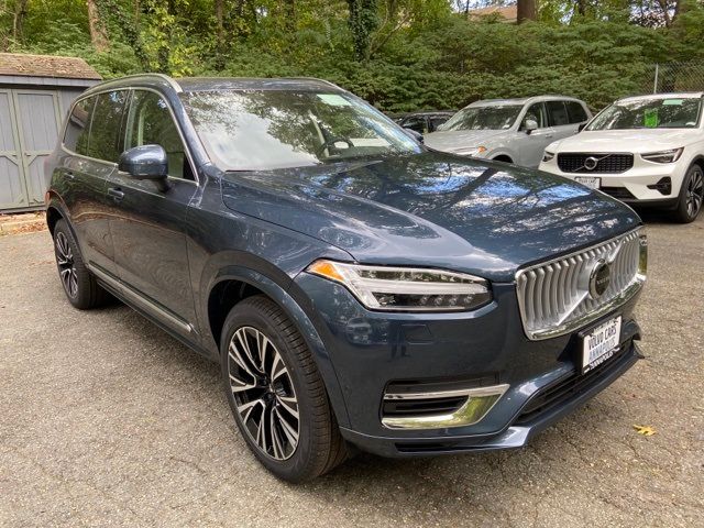 2025 Volvo XC90 Plug-In Hybrid Plus