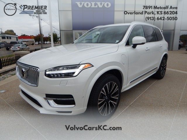 2025 Volvo XC90 Plug-In Hybrid Plus