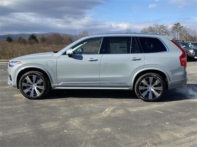 2025 Volvo XC90 Plug-In Hybrid Plus