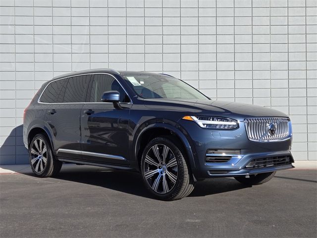 2025 Volvo XC90 Plug-In Hybrid Plus