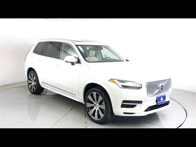 2025 Volvo XC90 Plug-In Hybrid Plus