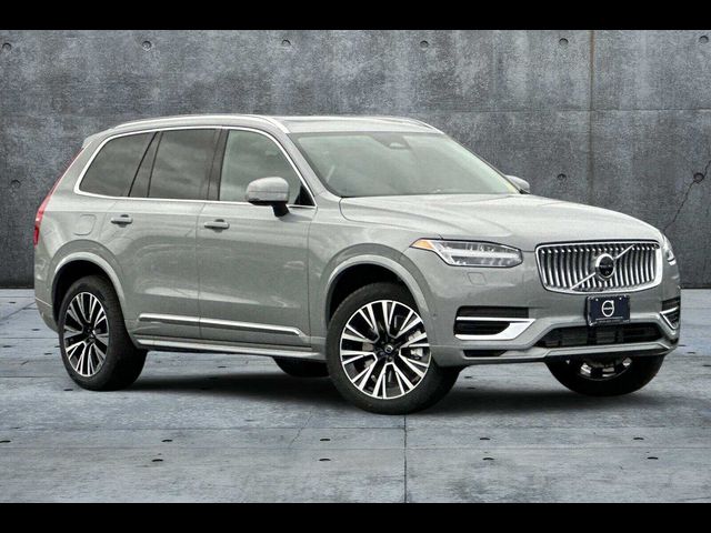 2025 Volvo XC90 Plug-In Hybrid Plus