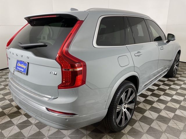 2025 Volvo XC90 Plug-In Hybrid Plus