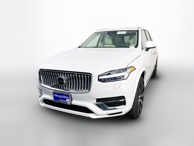 2025 Volvo XC90 Plug-In Hybrid Plus