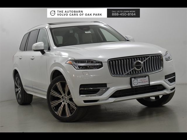 2025 Volvo XC90 Plug-In Hybrid Plus