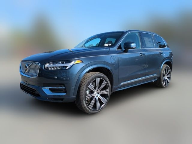 2025 Volvo XC90 Plug-In Hybrid Plus