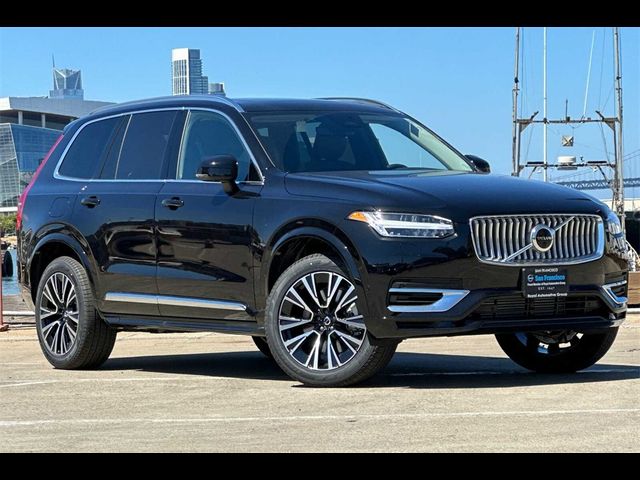 2025 Volvo XC90 Plug-In Hybrid Plus