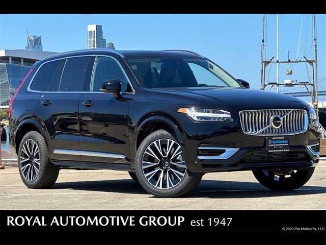 2025 Volvo XC90 Plug-In Hybrid Plus