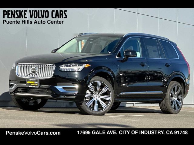 2025 Volvo XC90 Plug-In Hybrid Plus