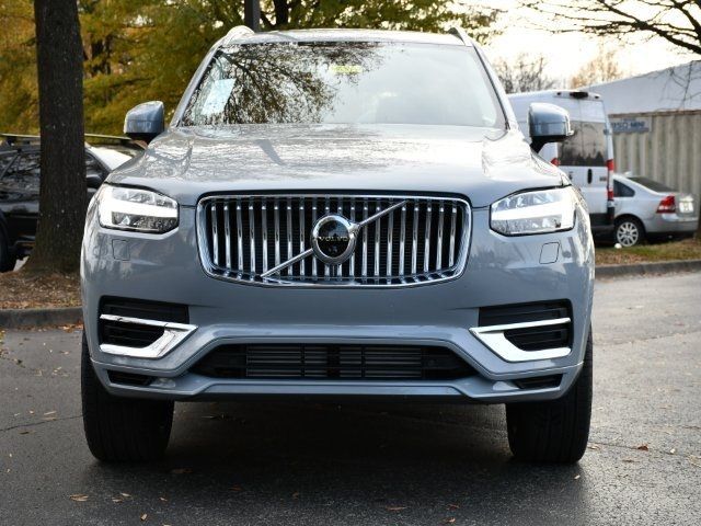 2025 Volvo XC90 Plug-In Hybrid Plus