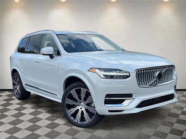 2025 Volvo XC90 Plug-In Hybrid Plus