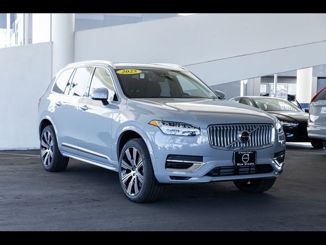 2025 Volvo XC90 Plug-In Hybrid Plus