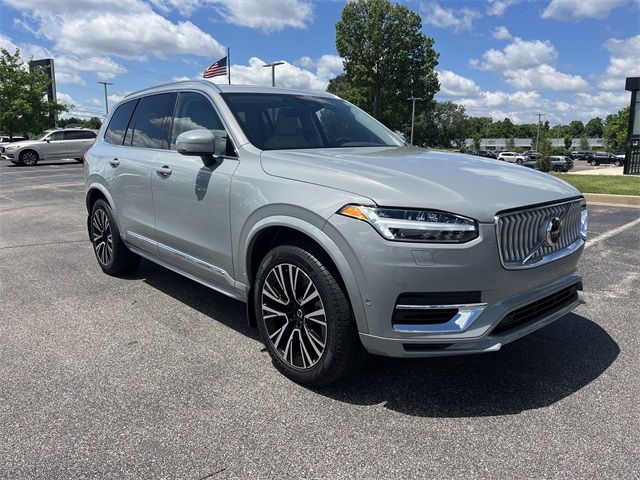 2025 Volvo XC90 Plug-In Hybrid Plus