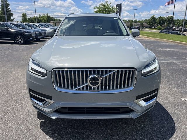 2025 Volvo XC90 Plug-In Hybrid Plus