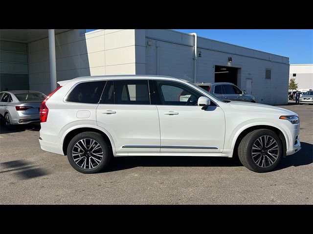 2025 Volvo XC90 Plug-In Hybrid Plus