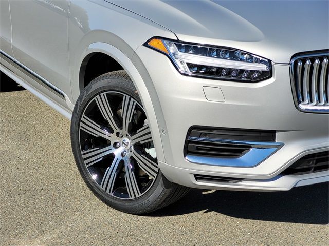 2025 Volvo XC90 Plug-In Hybrid Plus