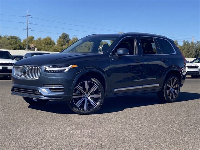 2025 Volvo XC90 Plug-In Hybrid Plus