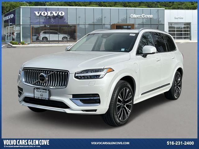 2025 Volvo XC90 Plug-In Hybrid Plus