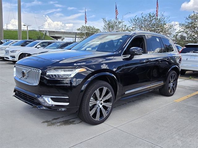 2025 Volvo XC90 Plug-In Hybrid Plus