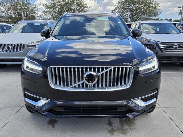 2025 Volvo XC90 Plug-In Hybrid Plus