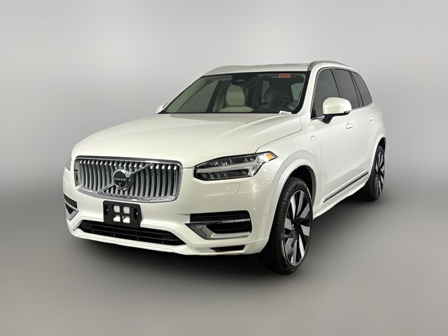 2025 Volvo XC90 Plug-In Hybrid Plus