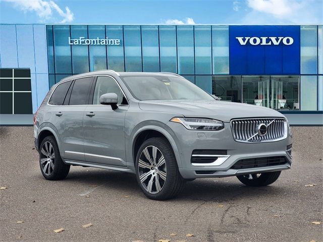 2025 Volvo XC90 Plug-In Hybrid Ultra