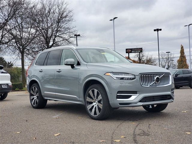 2025 Volvo XC90 Plug-In Hybrid Ultra