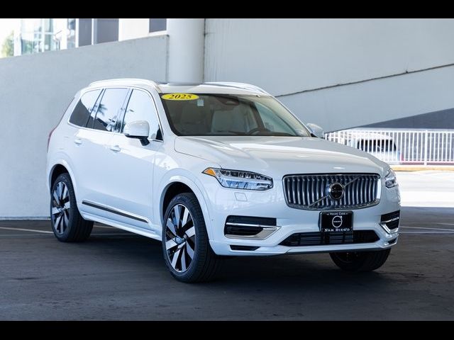 2025 Volvo XC90 Plug-In Hybrid Ultra