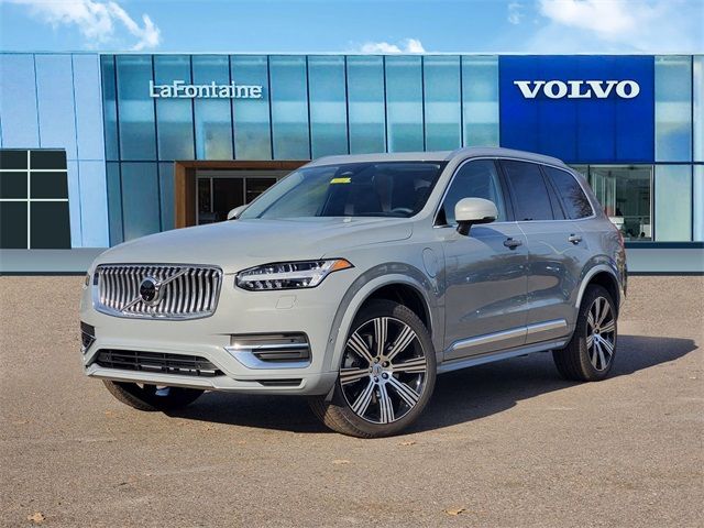 2025 Volvo XC90 Plug-In Hybrid Ultra