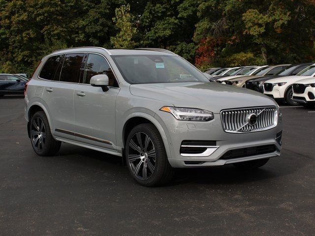 2025 Volvo XC90 Plug-In Hybrid Ultra