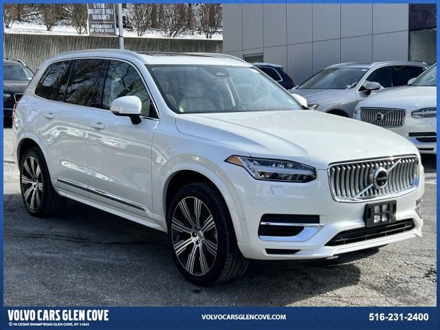 2025 Volvo XC90 Plug-In Hybrid Ultra