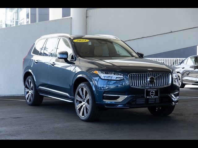 2025 Volvo XC90 Plug-In Hybrid Ultra