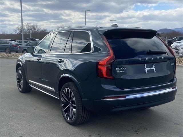 2025 Volvo XC90 Plug-In Hybrid Ultra