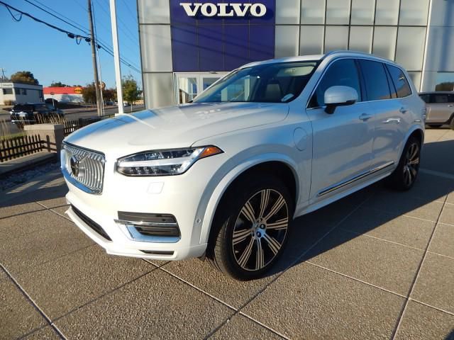 2025 Volvo XC90 Plug-In Hybrid Ultra