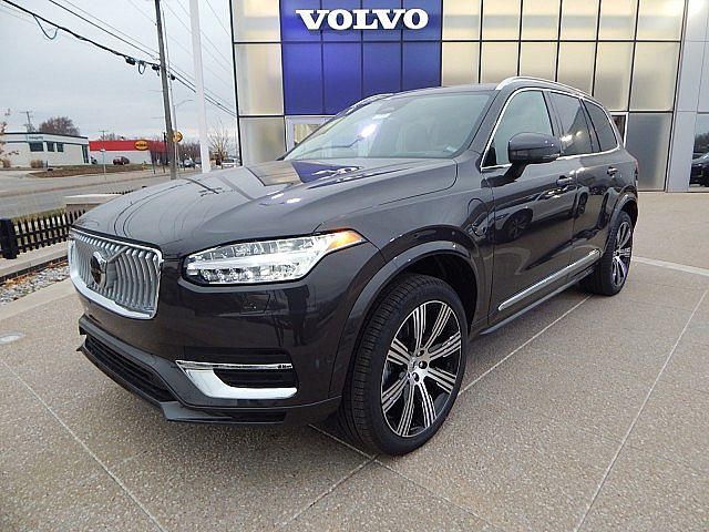 2025 Volvo XC90 Plug-In Hybrid Ultra