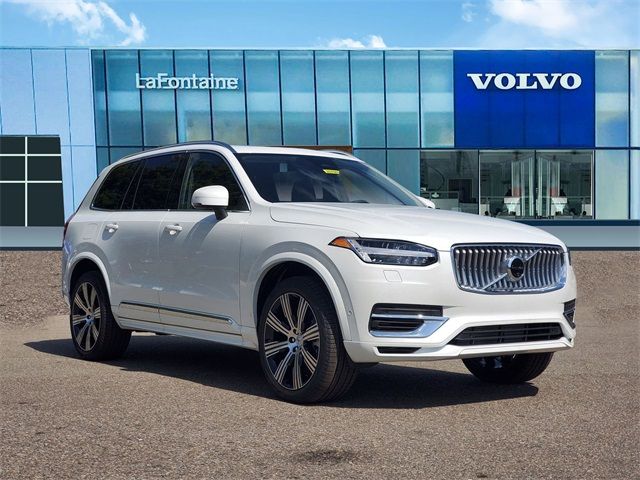 2025 Volvo XC90 Plug-In Hybrid Ultra