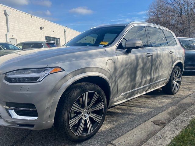 2025 Volvo XC90 Plug-In Hybrid Ultra