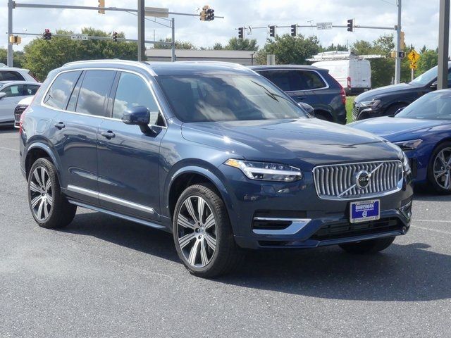 2025 Volvo XC90 Plug-In Hybrid Ultra