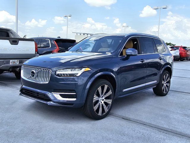 2025 Volvo XC90 Plug-In Hybrid Ultra