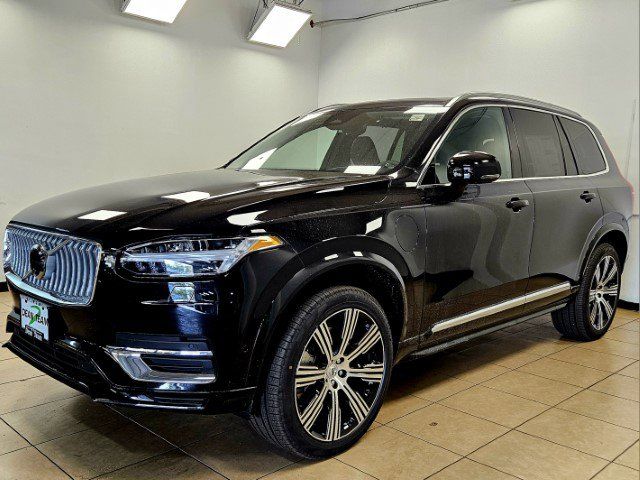 2025 Volvo XC90 Plug-In Hybrid Ultra