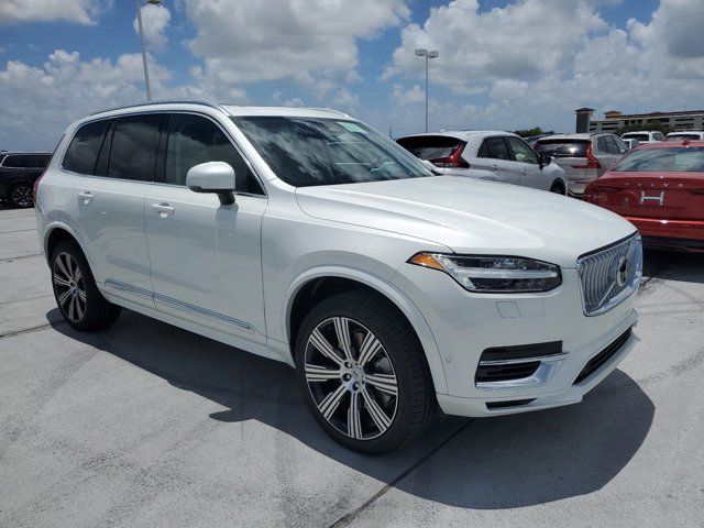 2025 Volvo XC90 Plug-In Hybrid Ultra