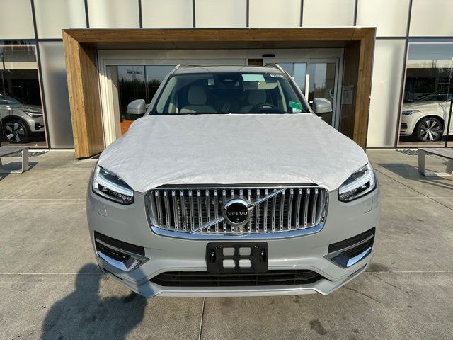 2025 Volvo XC90 Plug-In Hybrid Ultra